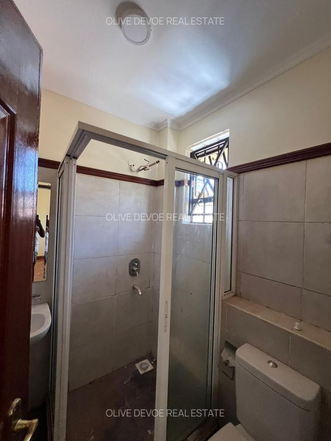 5 Bed Townhouse with En Suite in Kileleshwa - 3