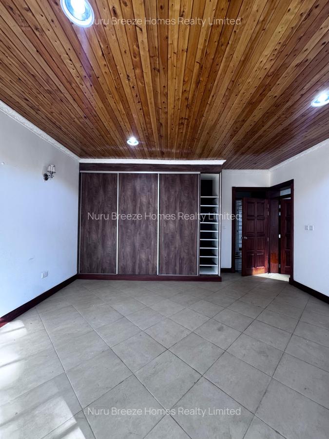 5 Bed Townhouse with En Suite in Rosslyn - 20