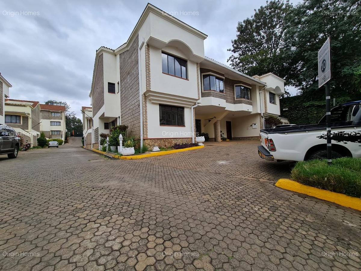 4 Bed Townhouse with En Suite at Westlands - 1