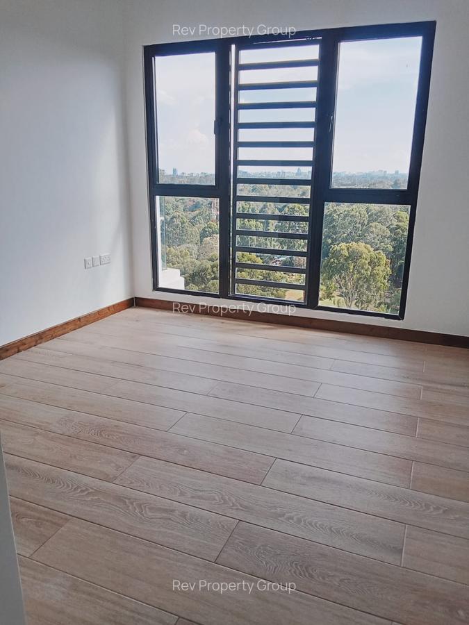 2 Bed Apartment with En Suite in Gigiri - 16