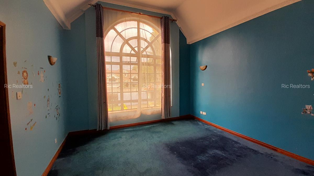 5 Bed House with En Suite at Karen - 15