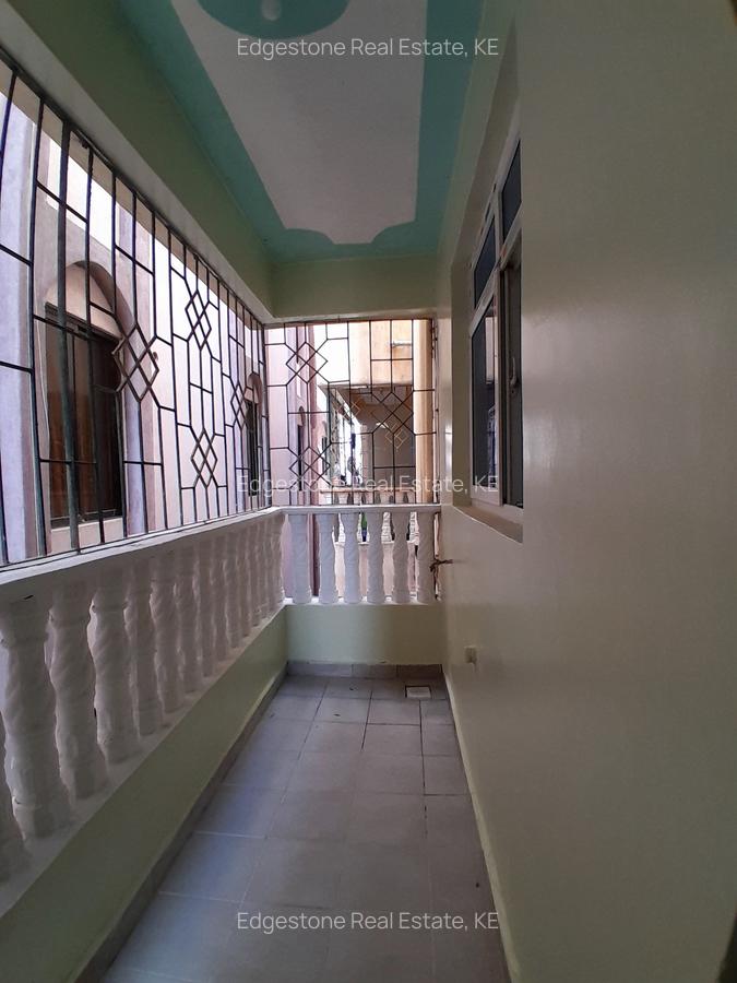 4 Bed Apartment with En Suite in Nyali Area - 12
