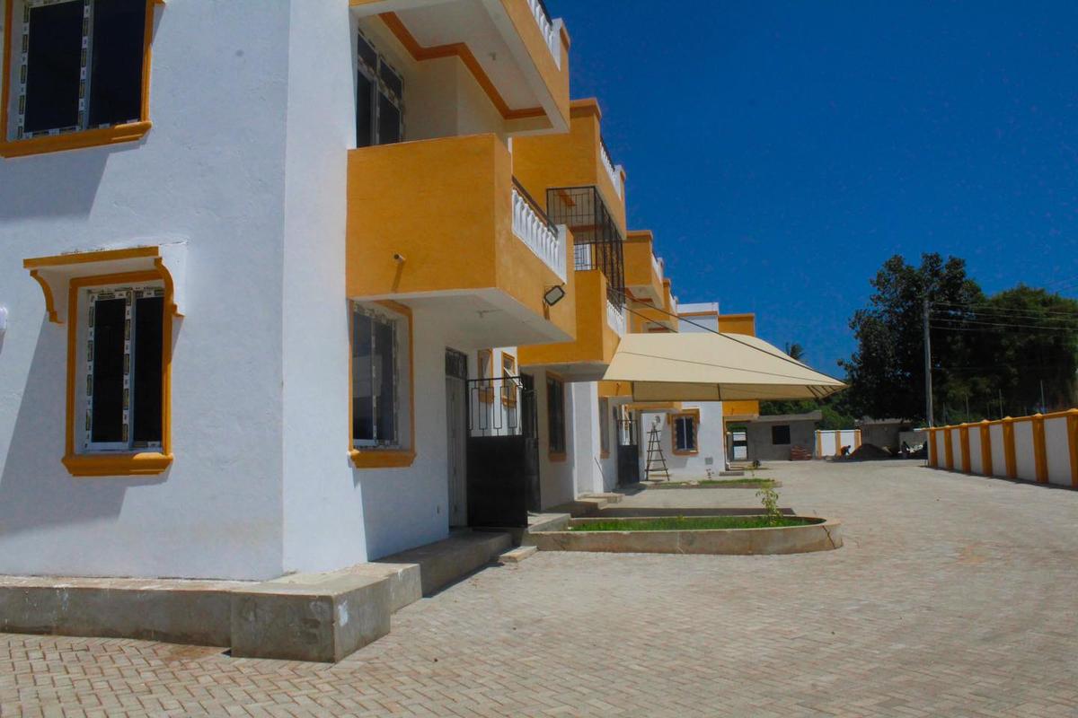 3 Bed Apartment with En Suite in Kizingo - 5