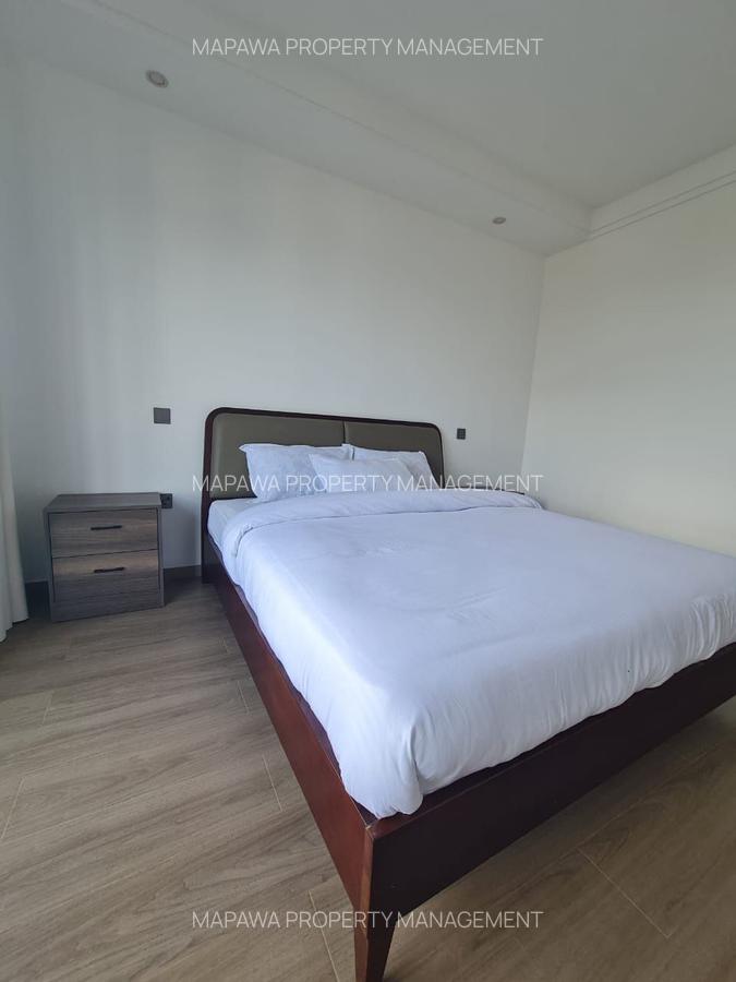 Serviced 3 Bed Apartment with En Suite in Riverside - 16