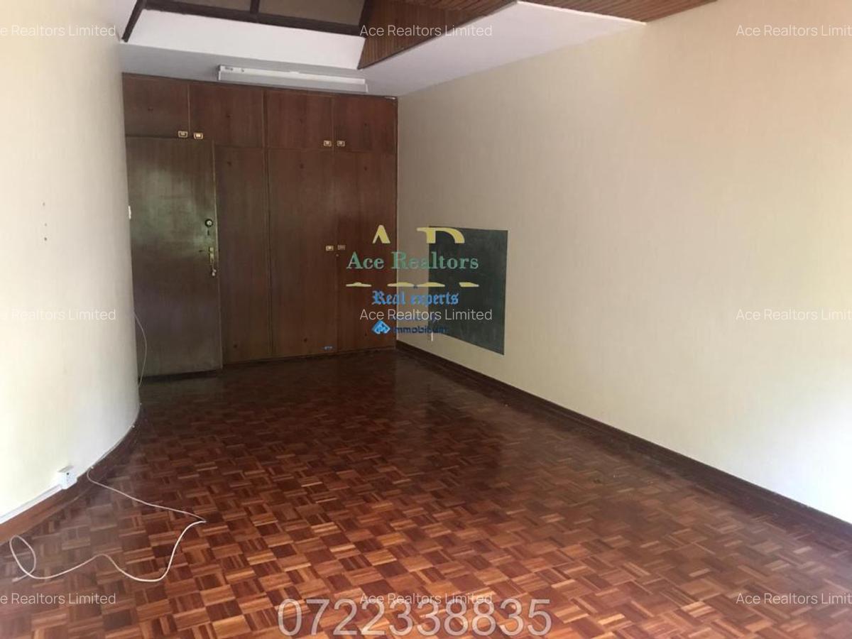 5 Bed Villa with En Suite at Westlands Rhapta Road Nairobi - 13