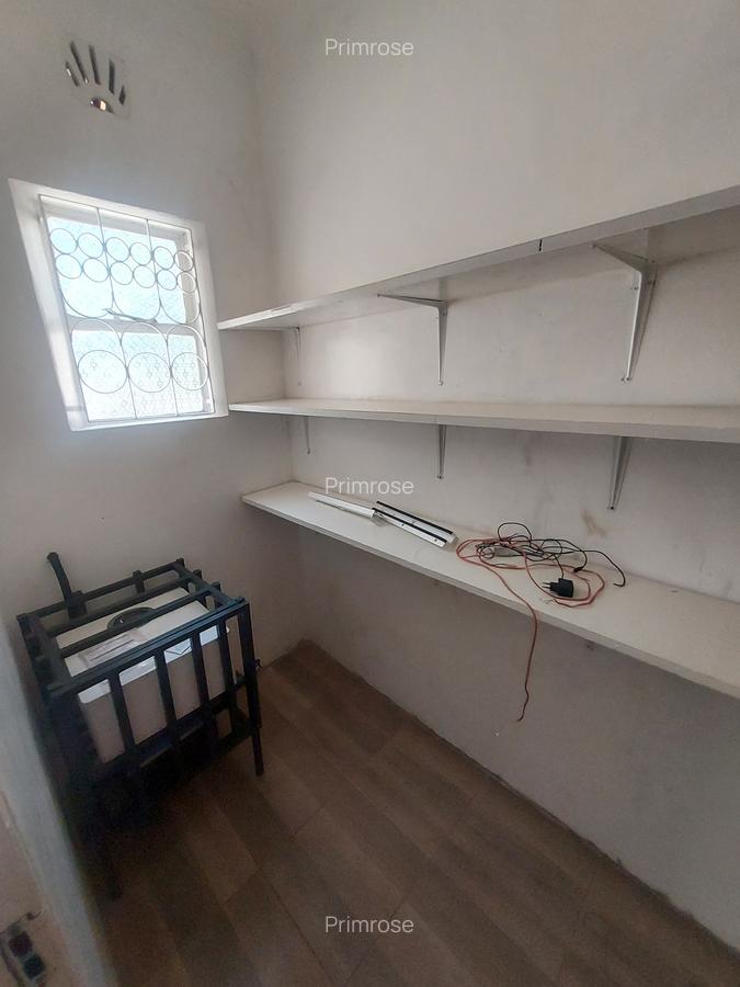 4 Bed House with Staff Quarters in Kitisuru - 14