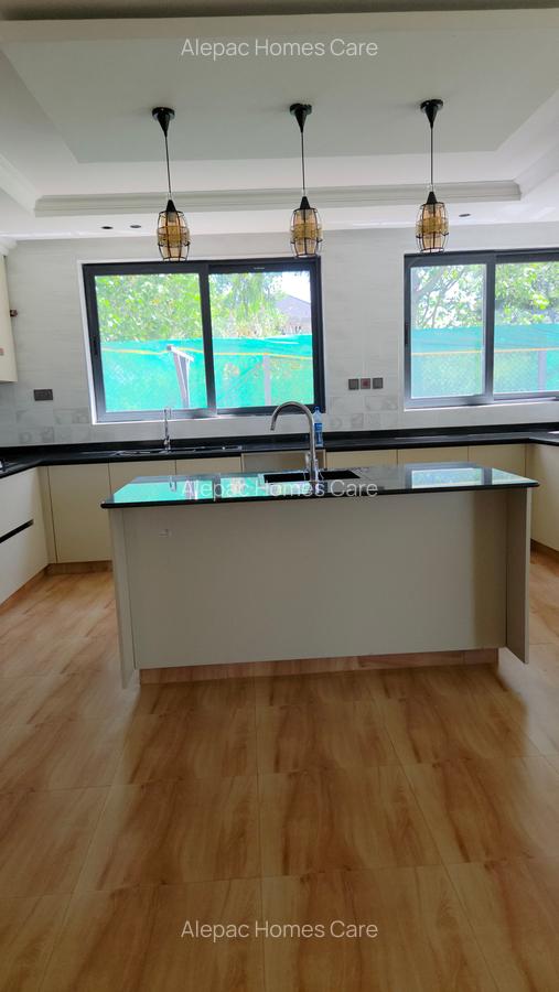 4 Bed House with En Suite at Kijani - 3