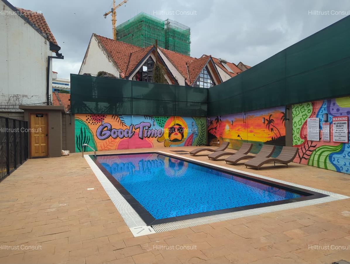 2 Bed Apartment with En Suite in Brookside - 5