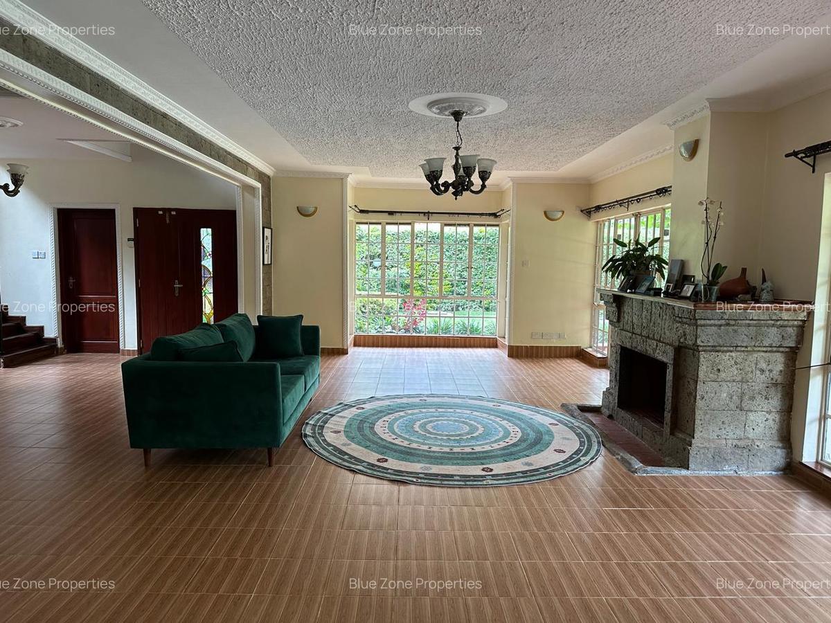 5 Bed Villa with En Suite at Off Rosslyn Lone Tree Rd - 5