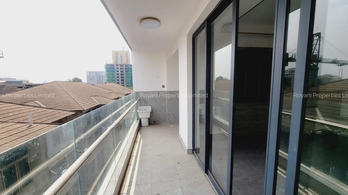 2 Bed Apartment with En Suite in Kilimani - 6