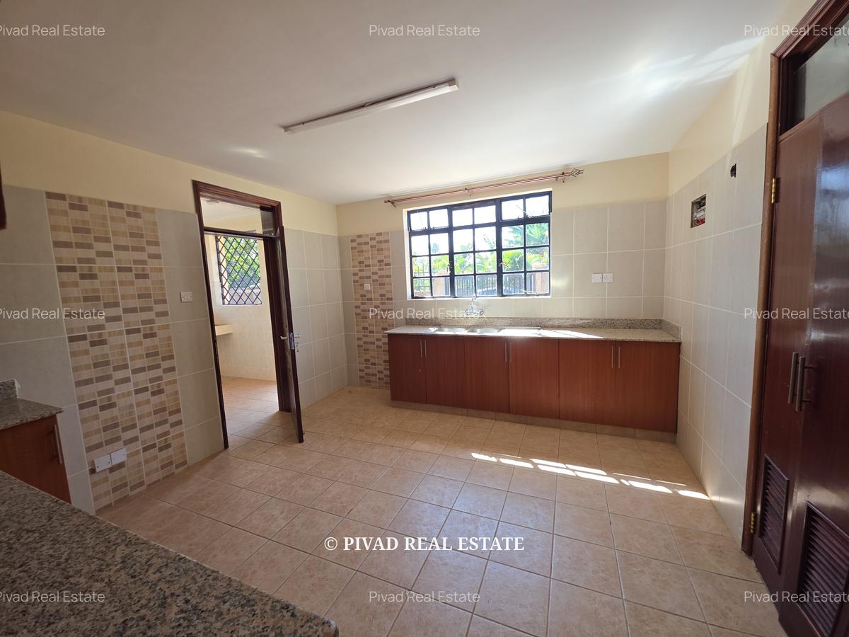 4 Bed Townhouse with Swimming Pool in Kiambu Road - 11