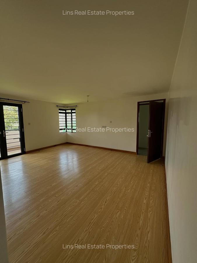 5 Bed Townhouse with En Suite in Runda - 18