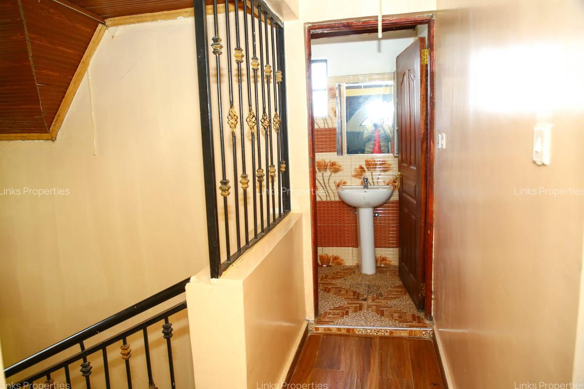 5 Bed Townhouse with Staff Quarters at Airport Road - 14