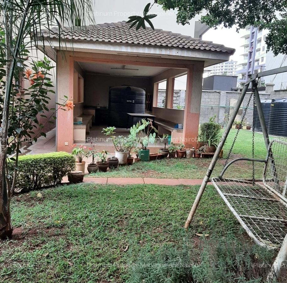 4 Bed Apartment with En Suite at Mpaka Rd - 2