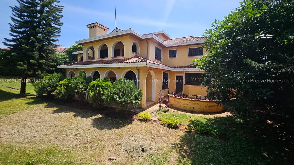 5 Bed House with En Suite in Runda - 15