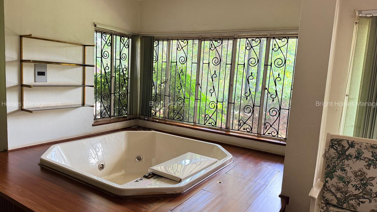 5 Bed Villa with En Suite in Muthaiga - 15