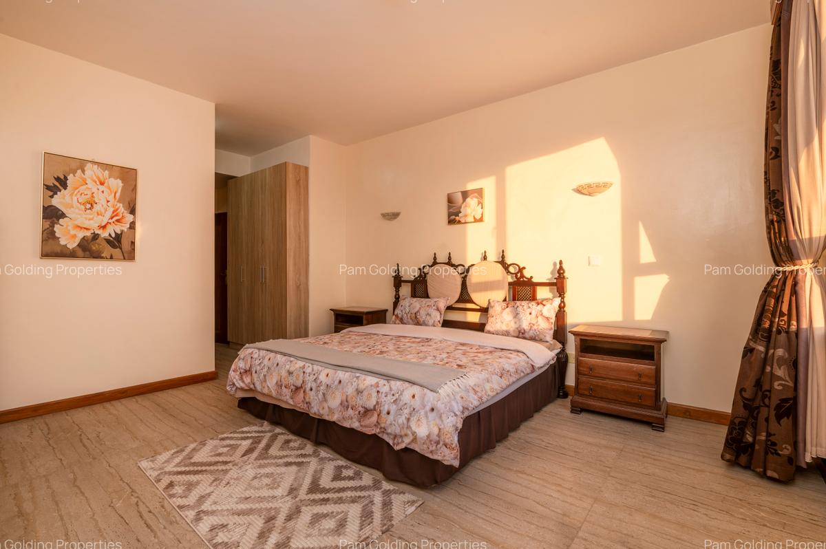 2 Bed Apartment with En Suite at Muthaiga Square - 14
