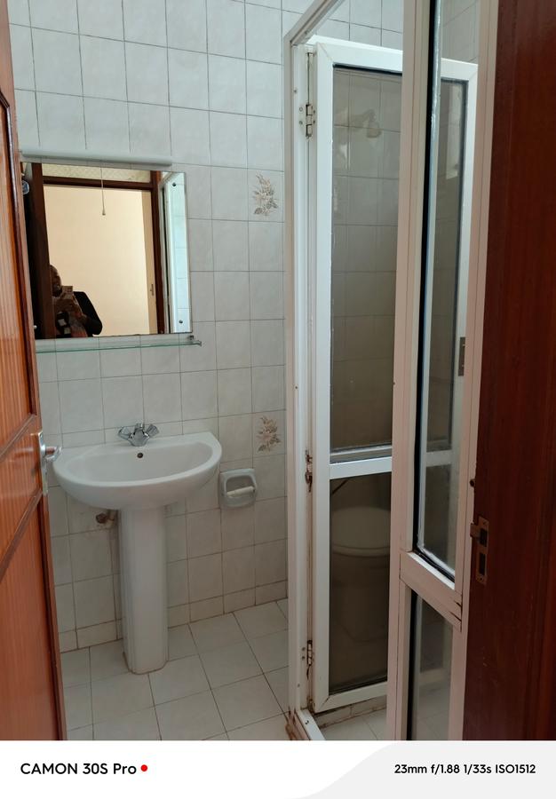 4 Bed Townhouse with En Suite at Lavington - 15