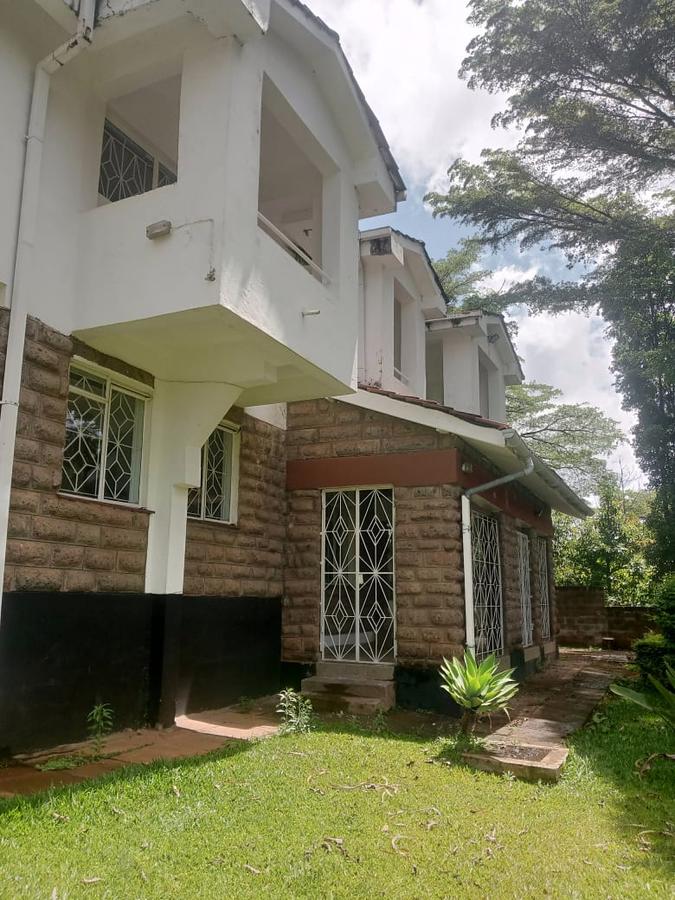 4 Bed Townhouse with En Suite in Nyari - 11