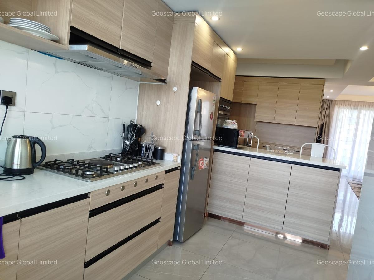 Furnished 3 Bed Apartment with En Suite in Riverside - 7