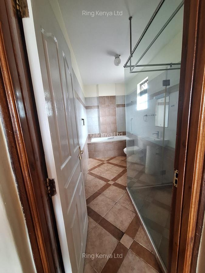 3 Bed Apartment with En Suite at Kilimani - 15