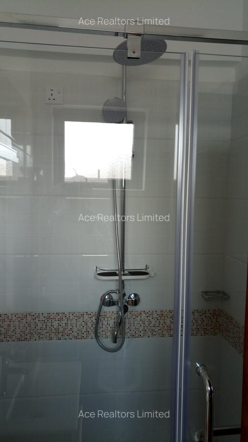 2 Bed Apartment with En Suite at Denis Pritt Road - 18