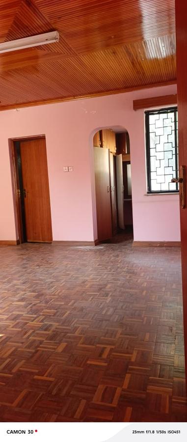 4 Bed Villa in Lavington - 8
