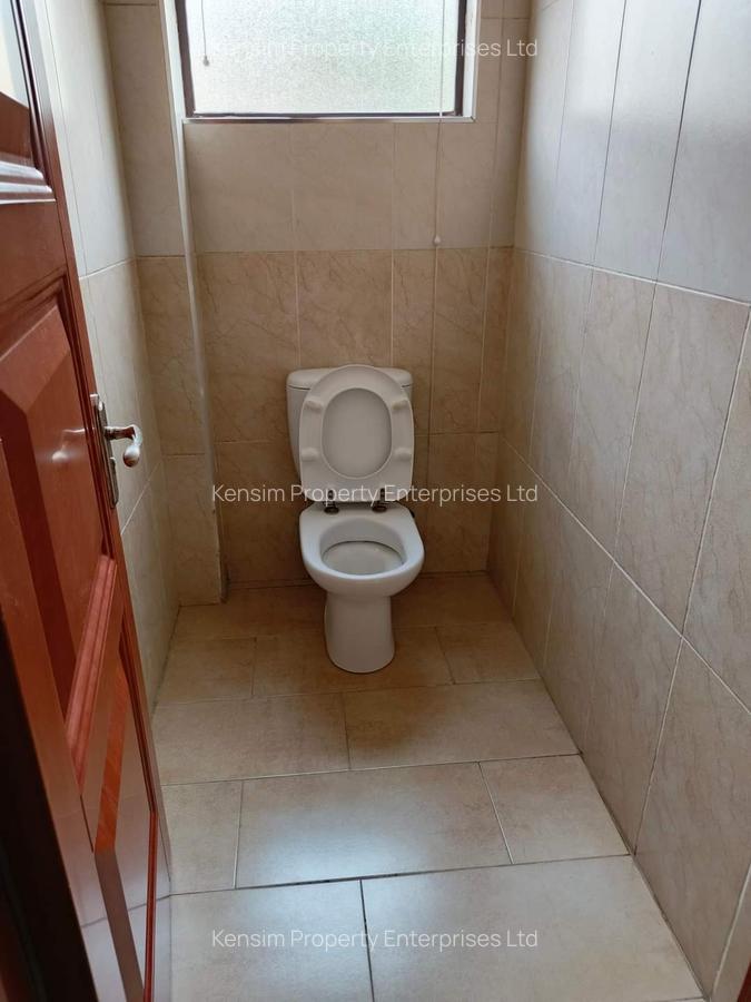 4 Bed Townhouse with En Suite in Ridgeways - 3