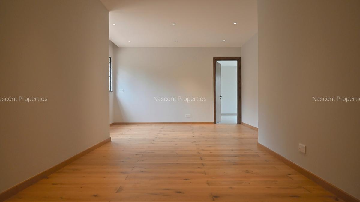 4 Bed Villa with En Suite in Loresho - 13