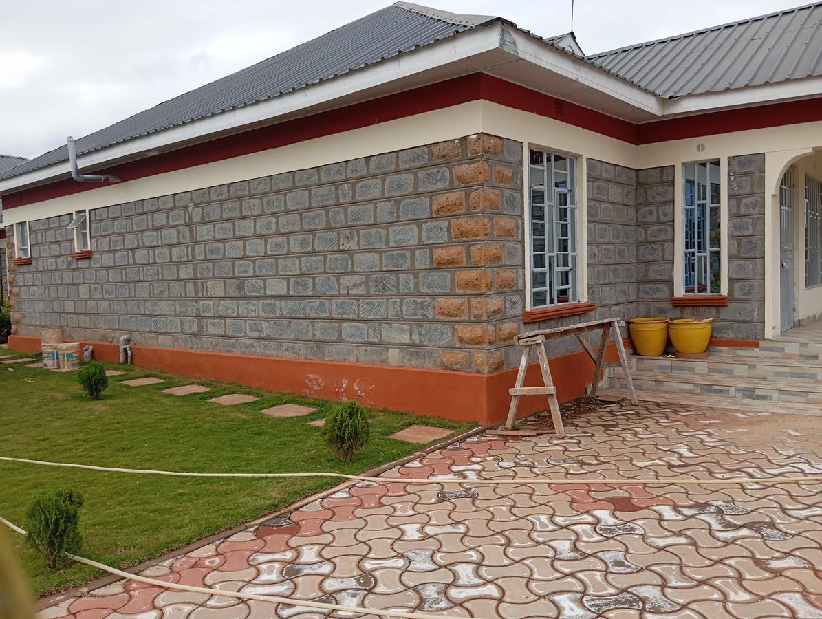 3 Bed House with En Suite in Kitengela - 12