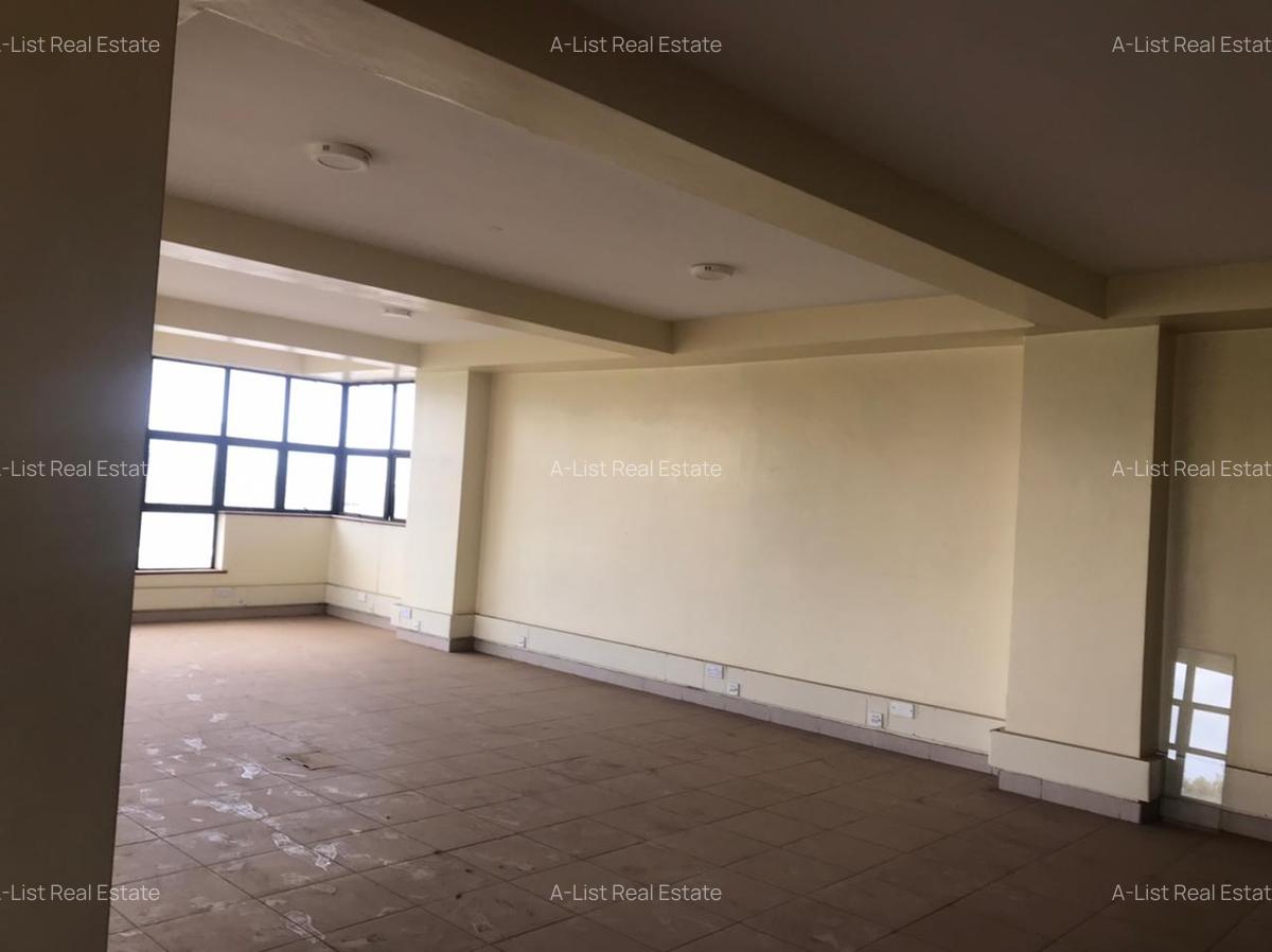 1,721 ft² Office with Service Charge Included at Upperhill - 17