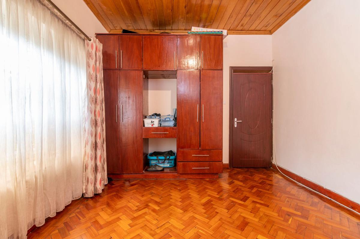 5 Bed Townhouse with En Suite in Waiyaki Way - 9