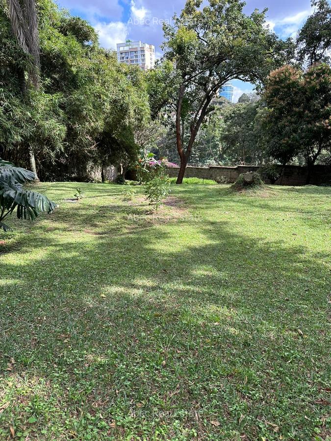 4 Bed House with En Suite in Muthaiga - 16