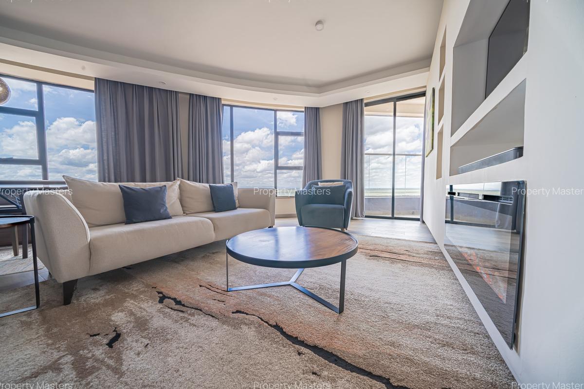 Serviced 2 Bed Apartment with En Suite at Southern Bypass - 8