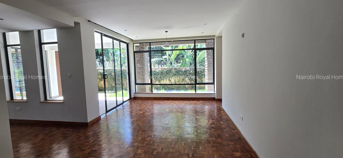 5 Bed Townhouse with En Suite at Lavington Green - 12