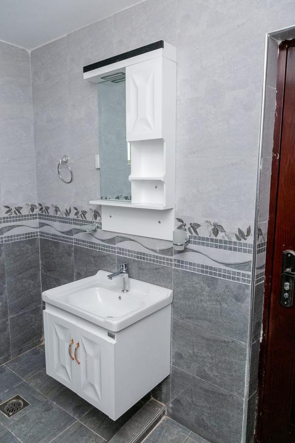 2 Bed Apartment with En Suite in Ruaka - 7