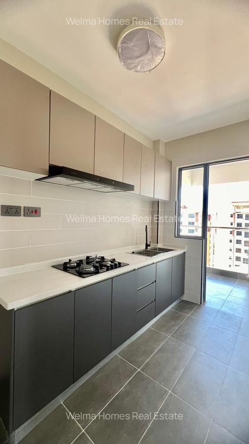 2 Bed Apartment with En Suite in Lavington - 2