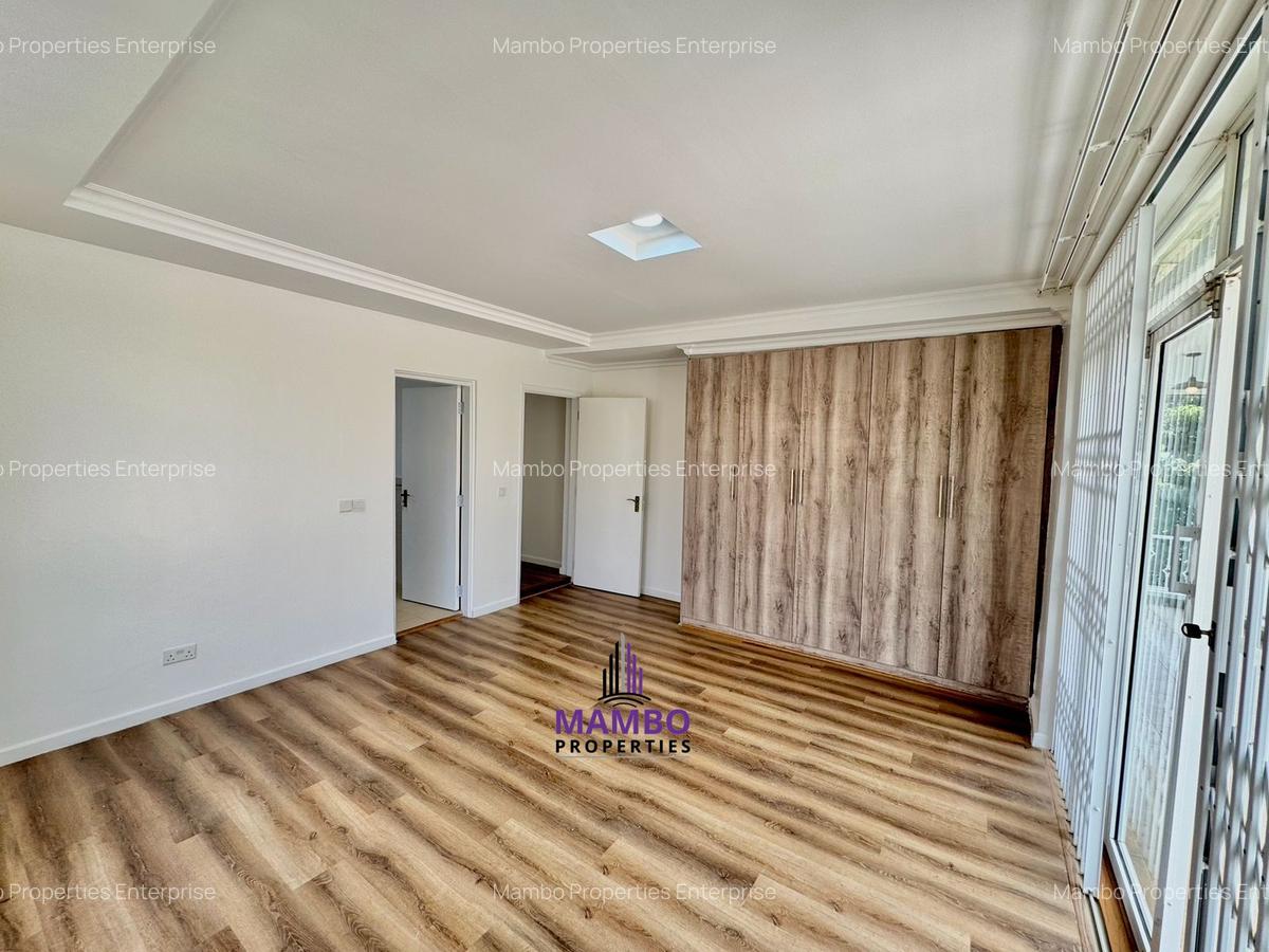 4 Bed Townhouse with En Suite at Westlands - 17