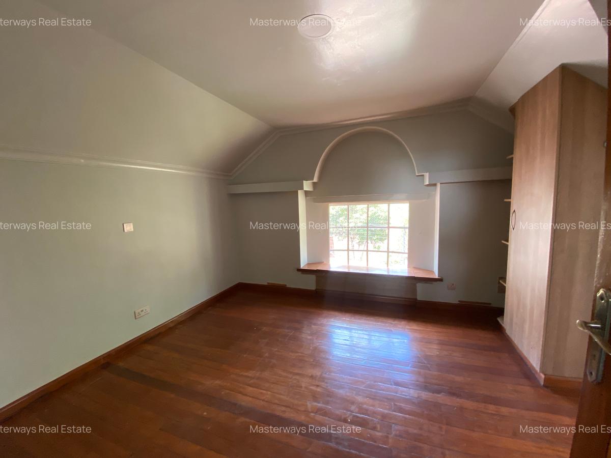 4 Bed House with En Suite at Wadi Degla Road - 14