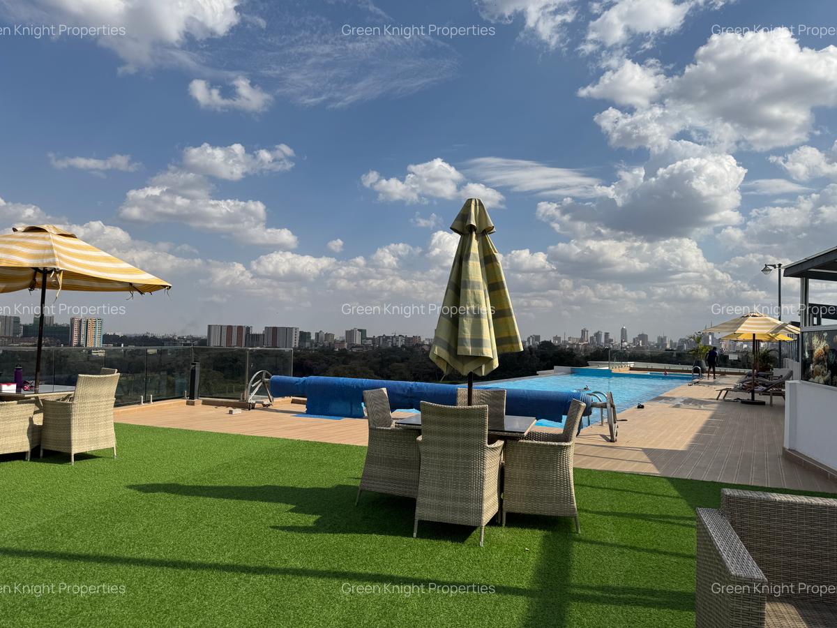 Serviced 2 Bed Apartment with En Suite in Parklands - 4