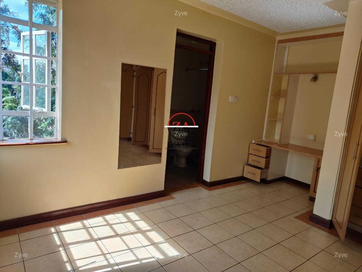 3 Bed Apartment with En Suite at Seasons - 6