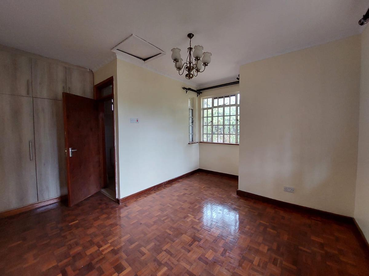 2 Bed House with En Suite at Karen - 11