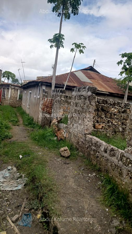 3 Bed House with Walk In Closet in Bamburi - 4