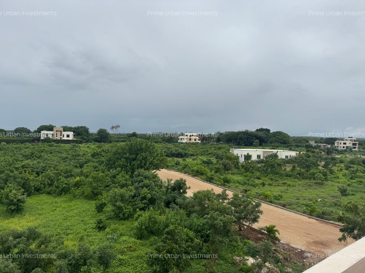 5,445 ft² Land in Vipingo - 10