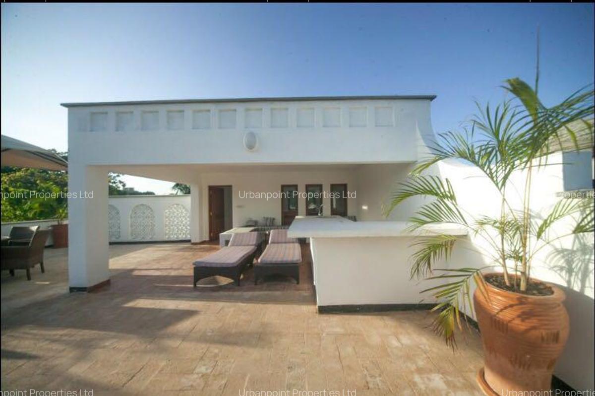 4 Bed House with En Suite in Nyali Area - 15