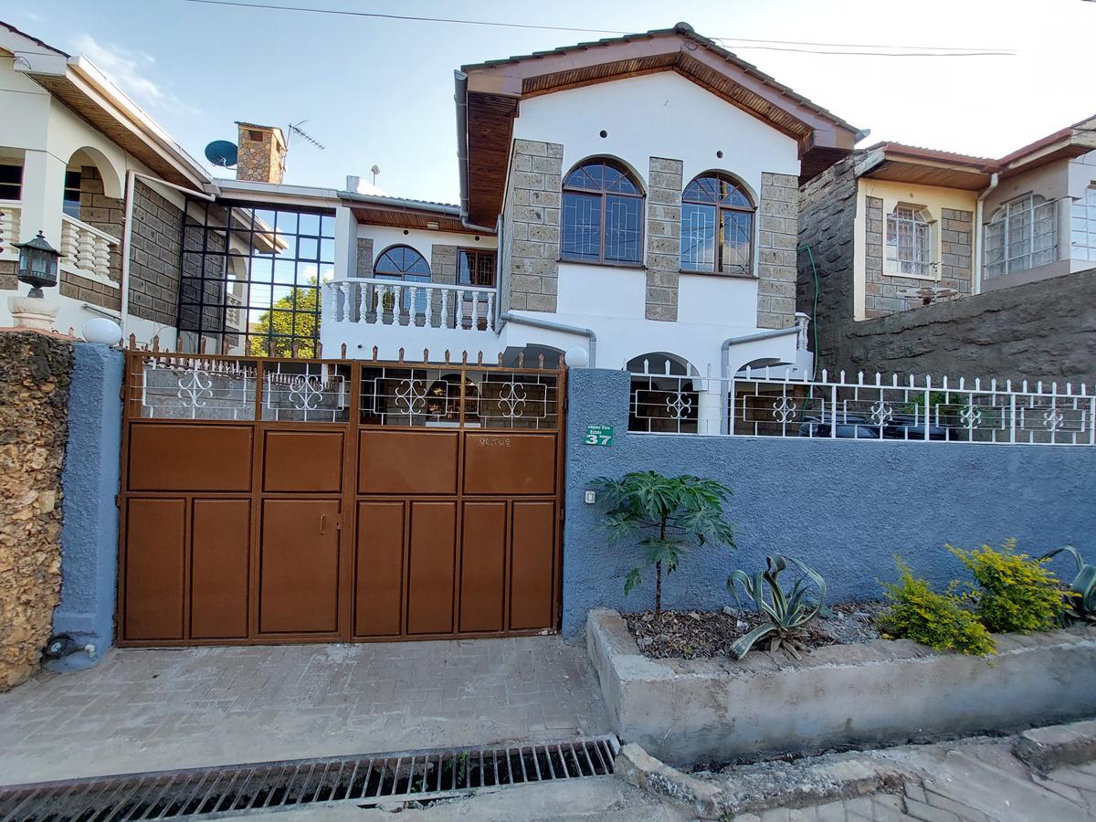 4 Bed Townhouse with Staff Quarters at Icipe Road - 1