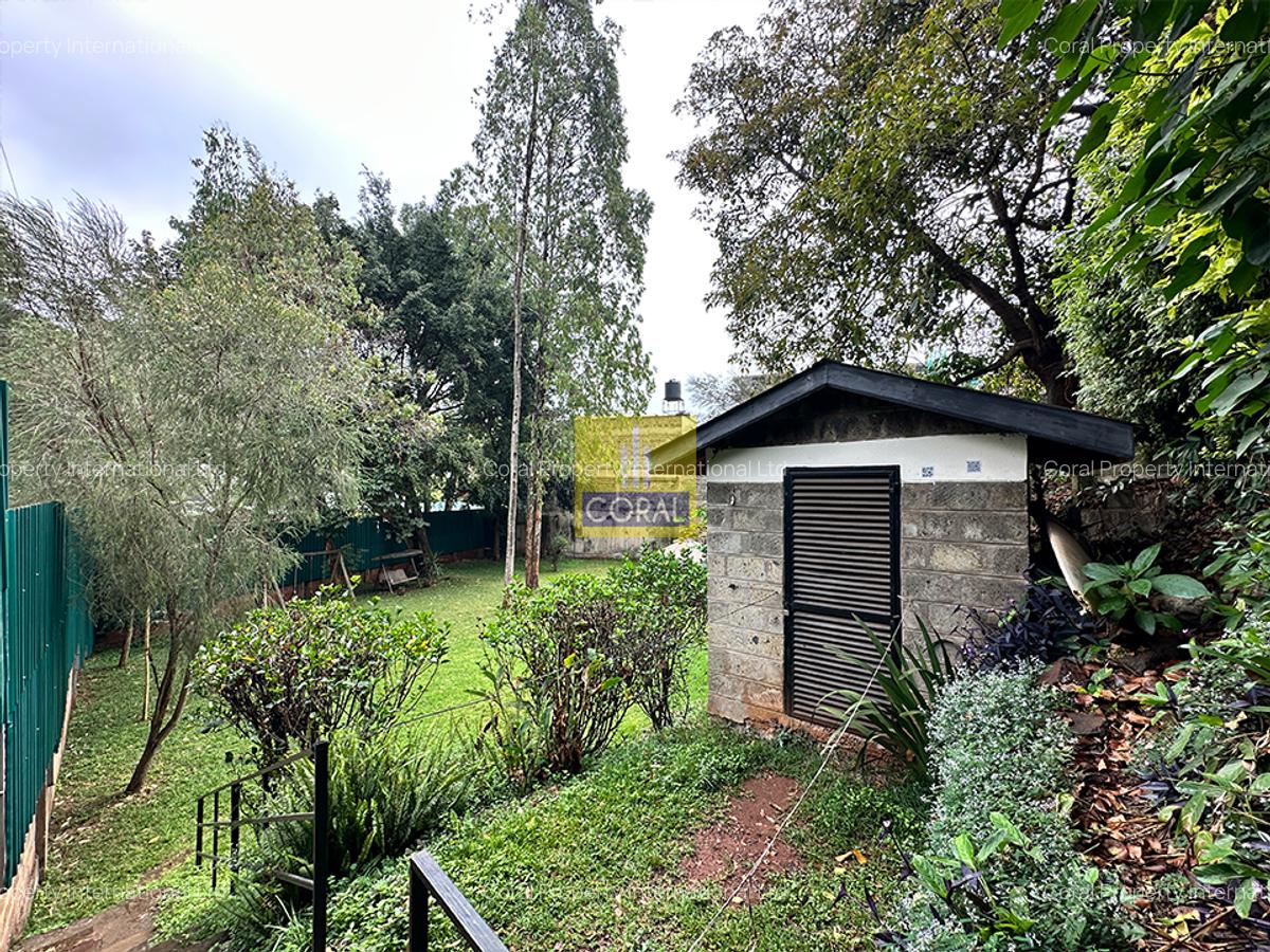 2 Bed Apartment in Brookside - 12