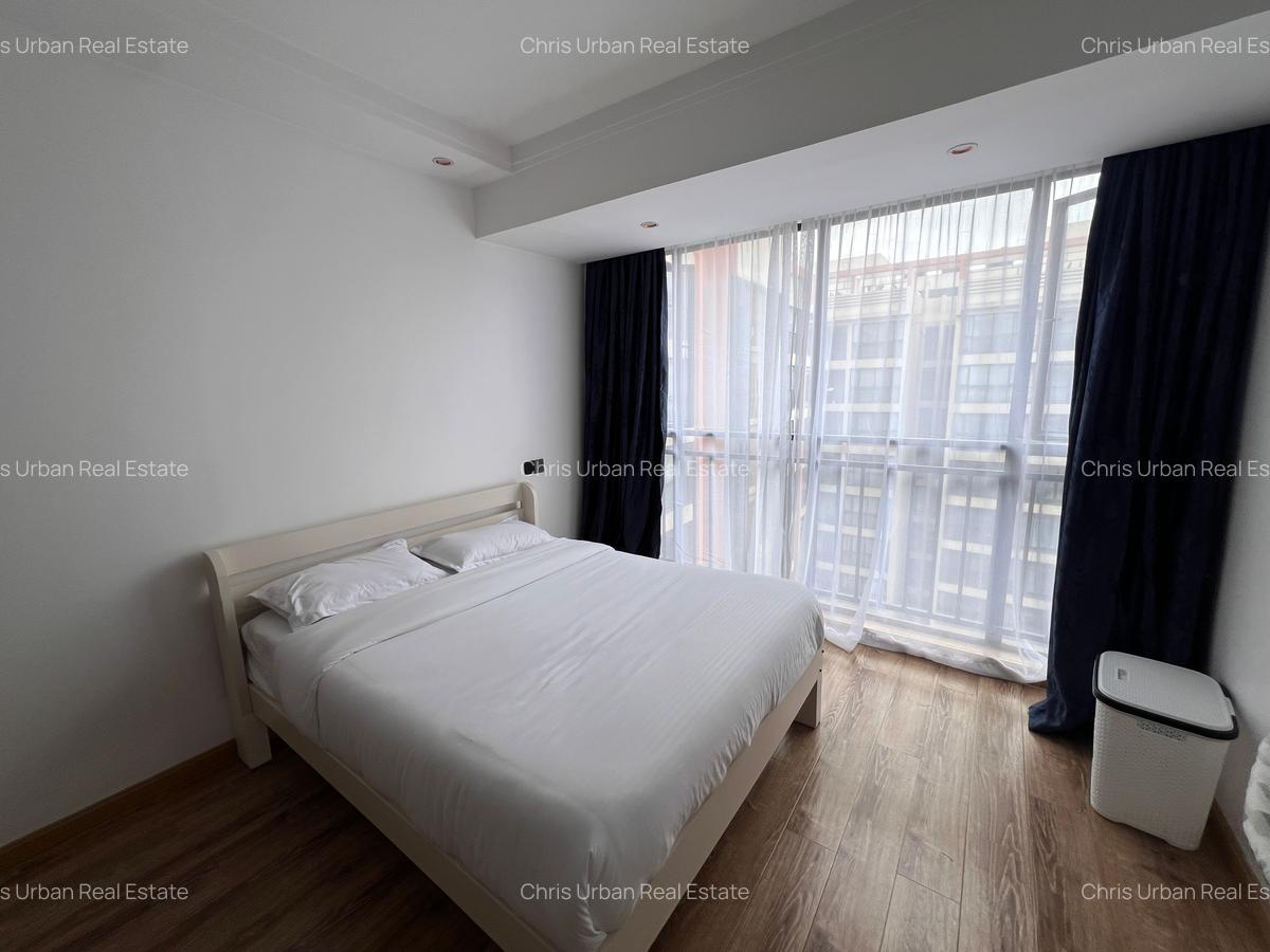 Serviced 2 Bed Apartment with En Suite at Junction Mall - 11