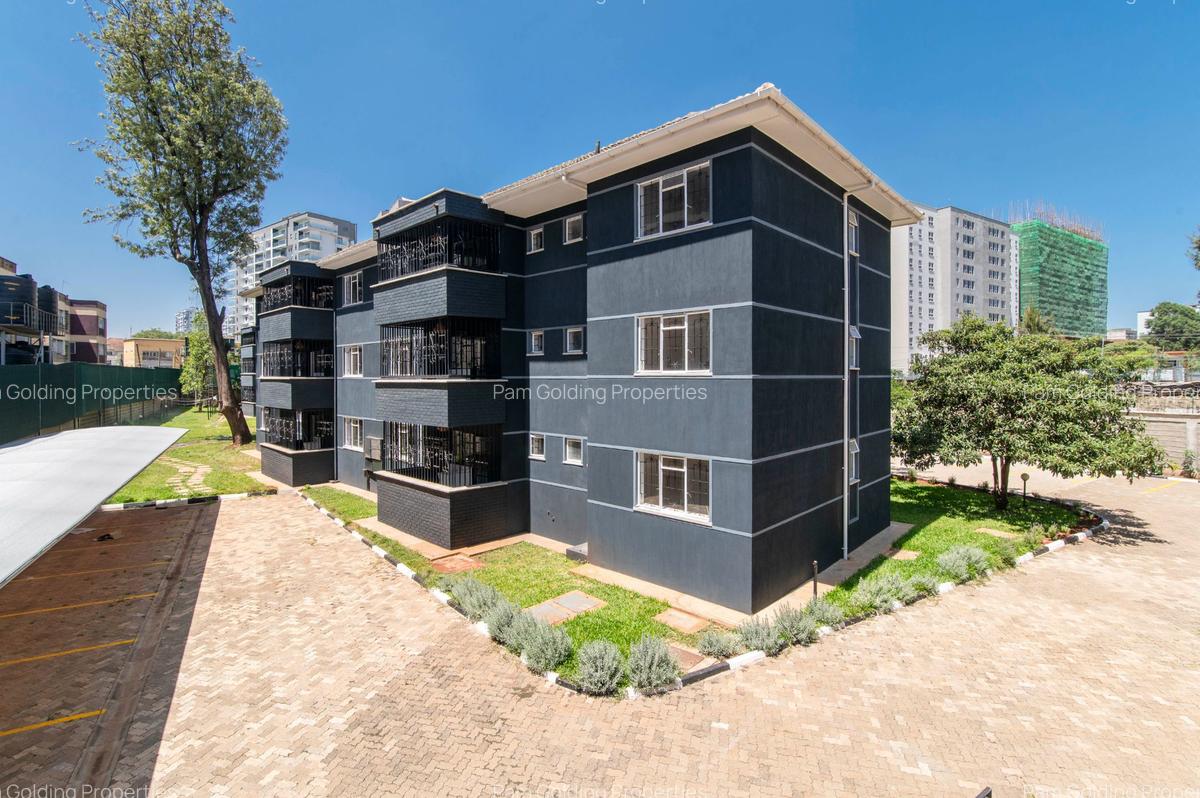 1 Bed Apartment with En Suite in Kilimani - 19