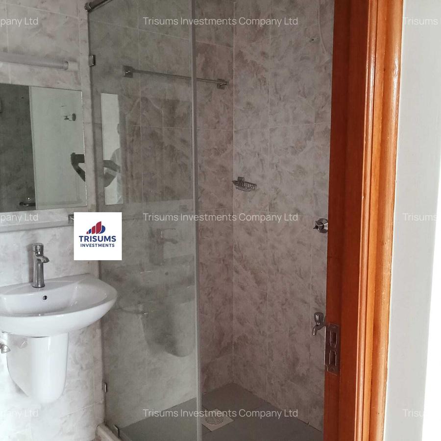 2 Bed Apartment with En Suite in Brookside - 11